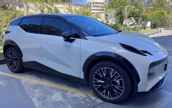 ZEEKR X 66 KW ELÉTRICO FLAGSHIP AWD ZEEKR X 66 KW ELÉTRICO FLAGSHIP AWD